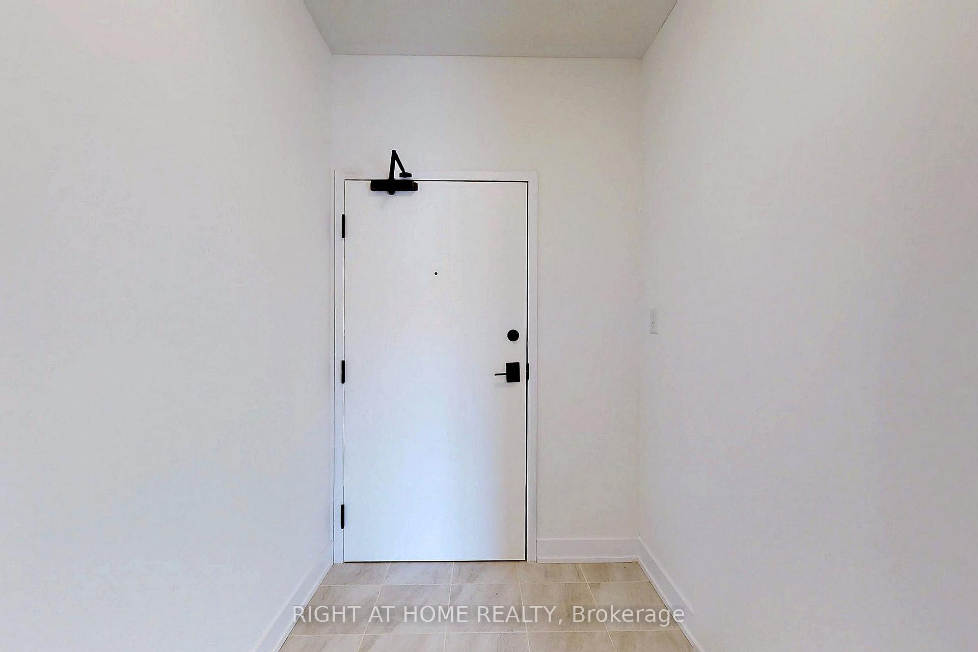 Photo 18 of Unit 204, 8 Culinary Lane, Barrie, Rural Barrie Southeast — HOMEH