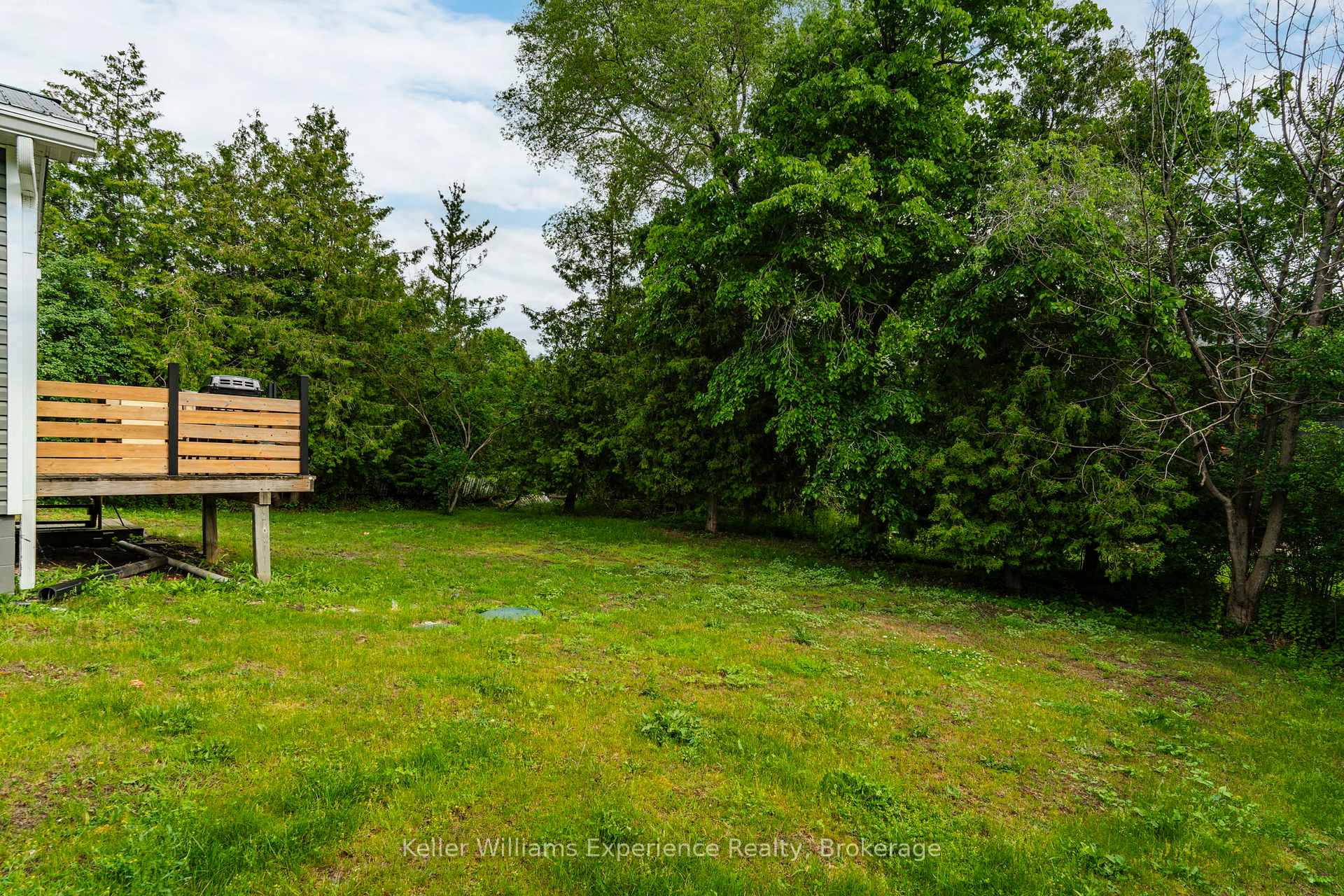 Photo 39 of 9782 Beachwood Drive, Collingwood — HOMEH