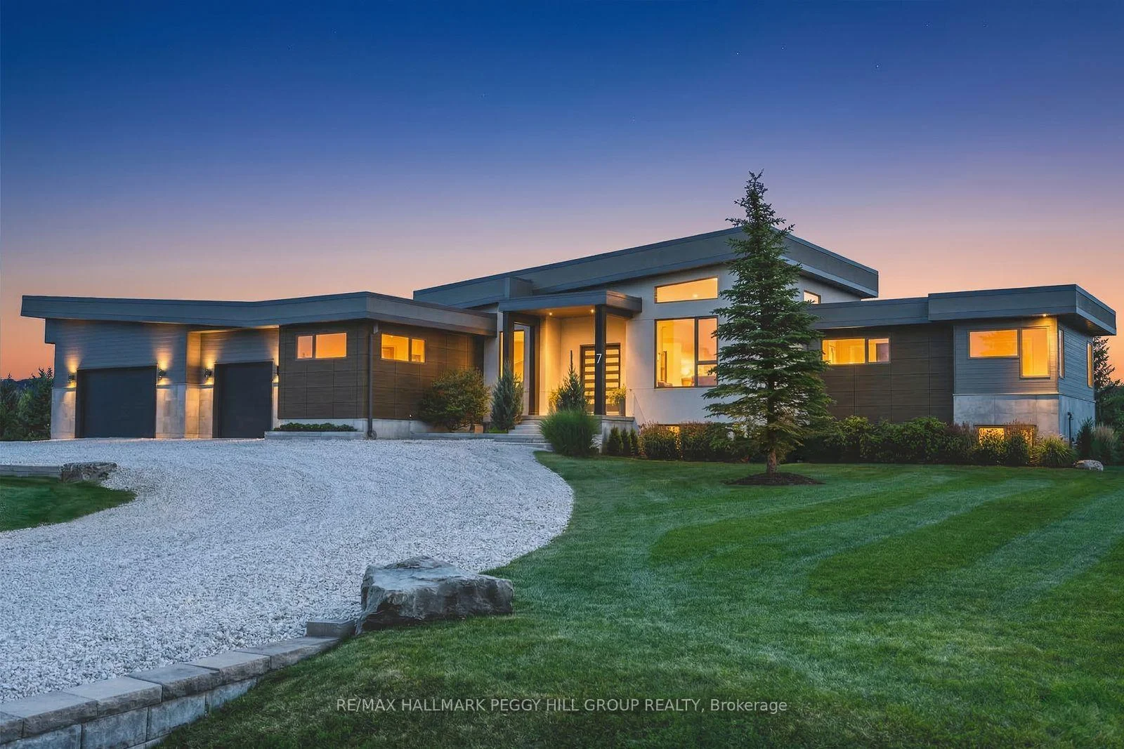 Photo 3 of 7 Meadowlark Way, Collingwood — HOMEH