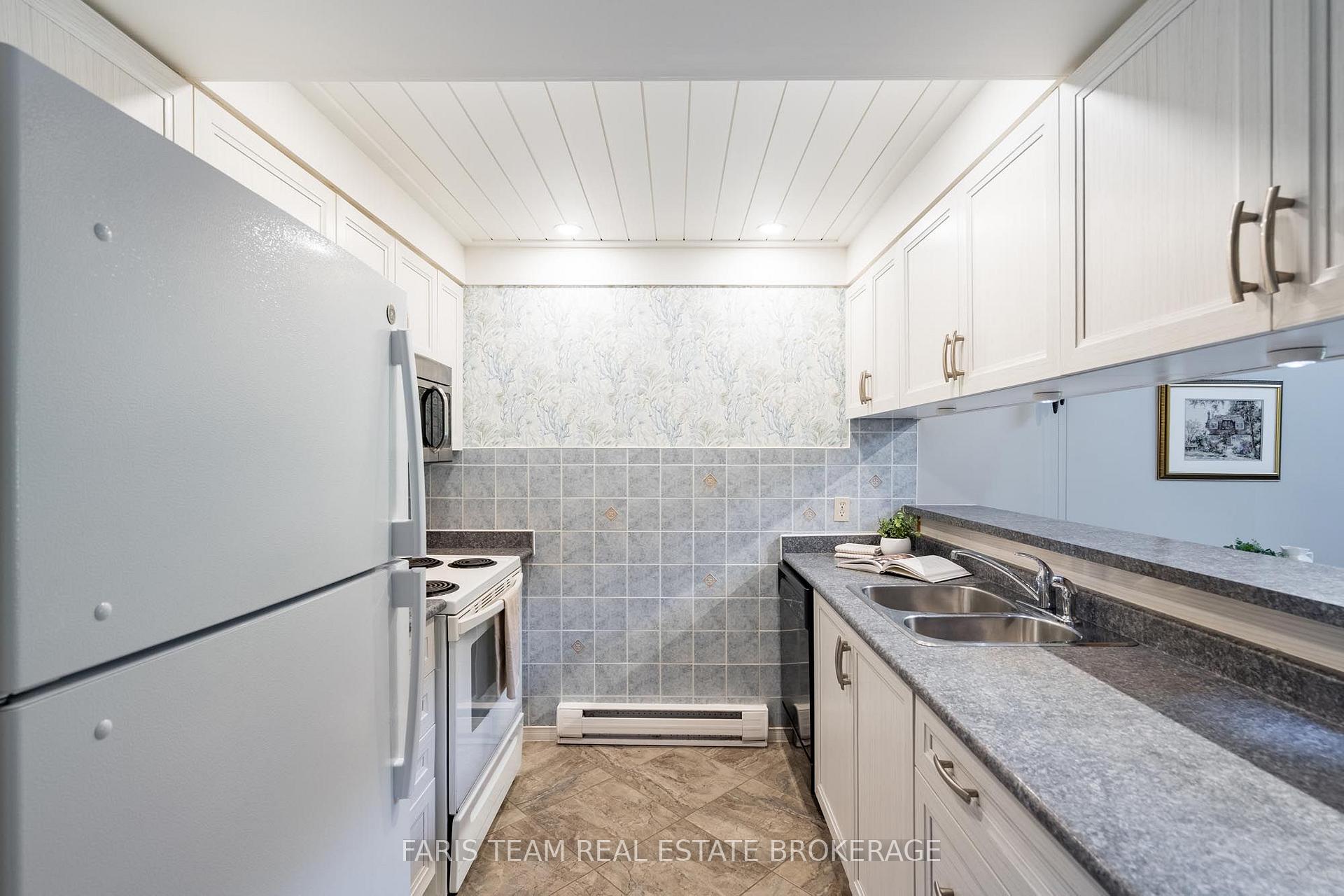 Photo 5 of Unit 16, 21 Laguna Parkway, Ramara, Rural Ramara — HOMEH
