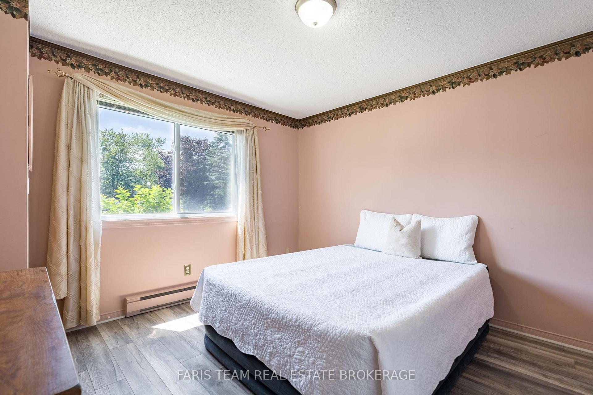Photo 13 of Unit 16, 21 Laguna Parkway, Ramara, Rural Ramara — HOMEH