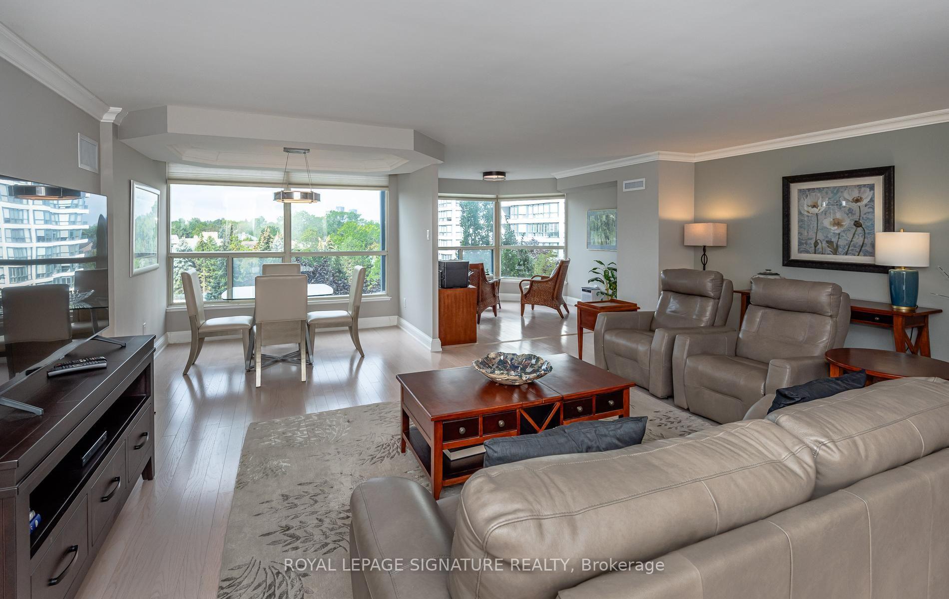 Photo 6 of Unit 602, 7300 Yonge Street, Vaughan, Crestwood-Springfarm-Yorkhill — HOMEH