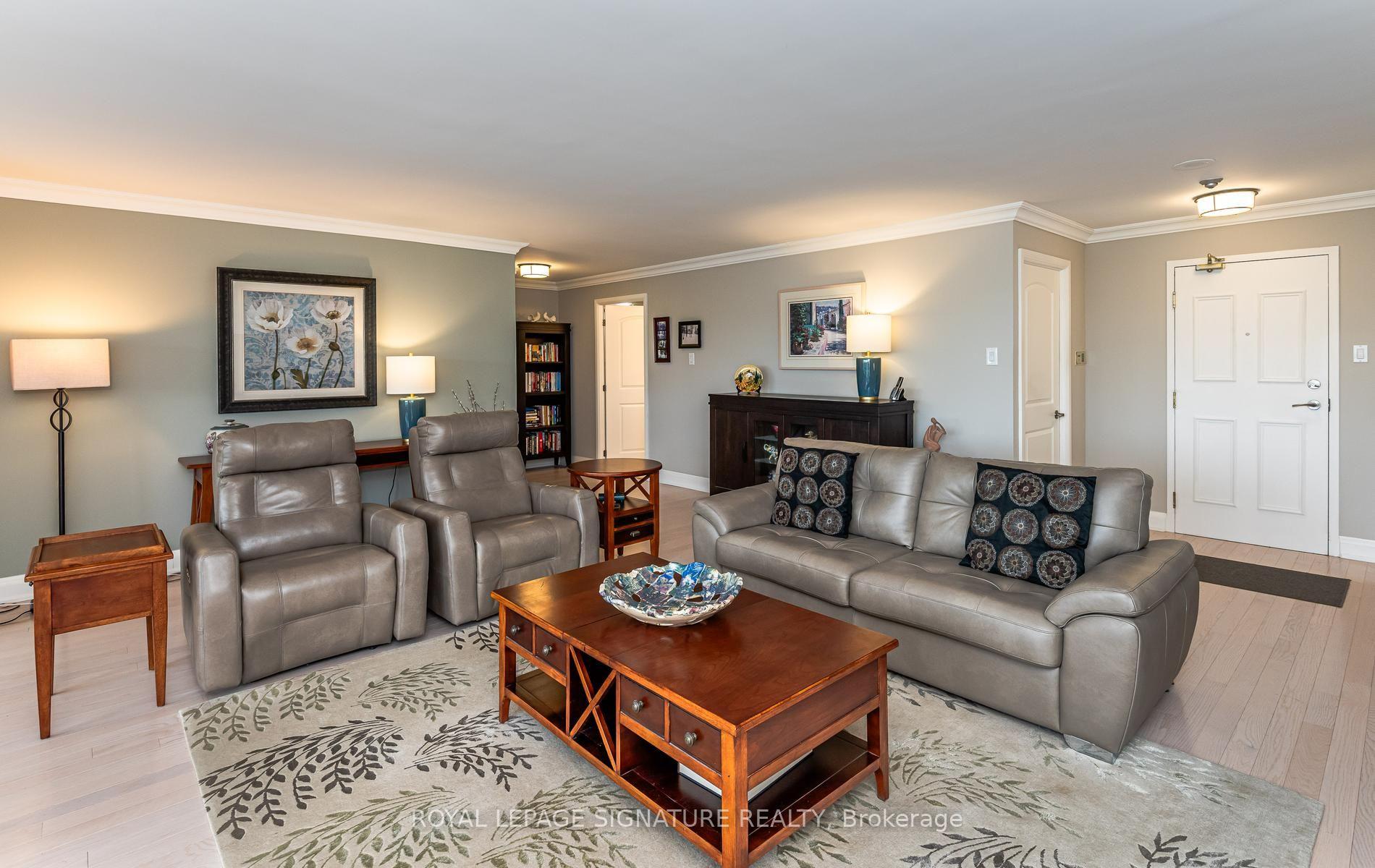 Photo 9 of Unit 602, 7300 Yonge Street, Vaughan, Crestwood-Springfarm-Yorkhill — HOMEH