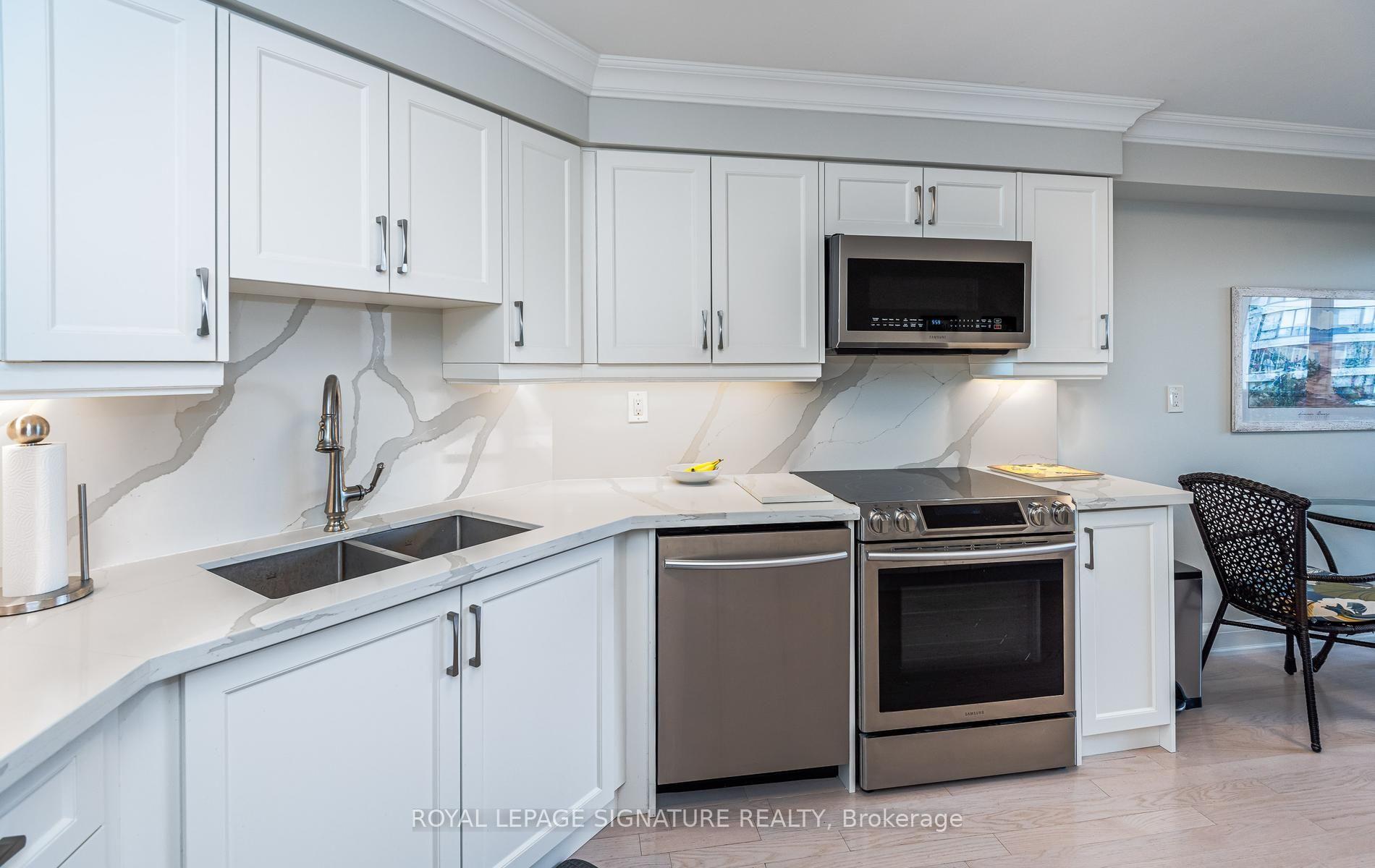 Photo 12 of Unit 602, 7300 Yonge Street, Vaughan, Crestwood-Springfarm-Yorkhill — HOMEH
