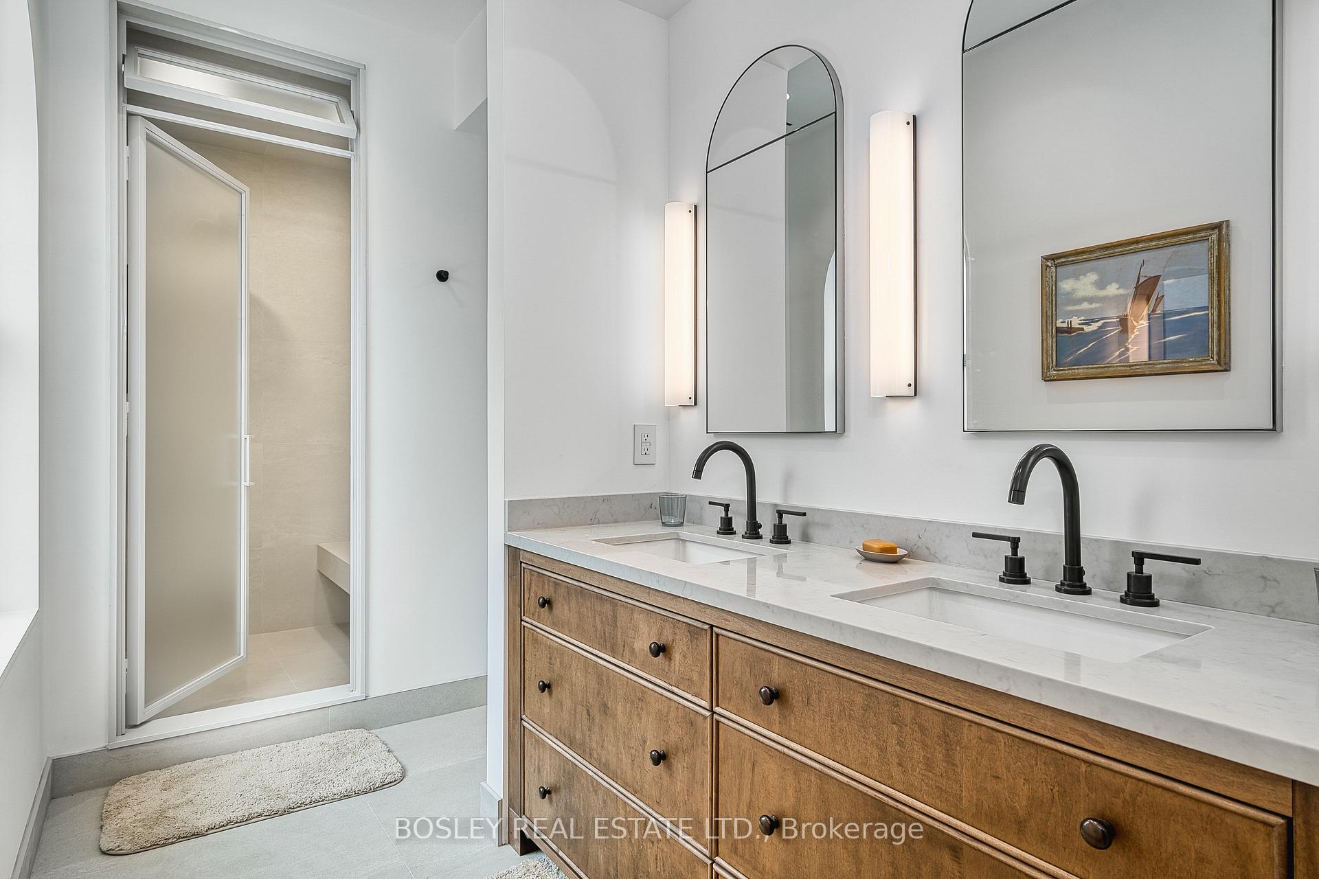 Photo 23 of 34 Beaconsfield Avenue, Toronto, Little Portugal — HOMEH