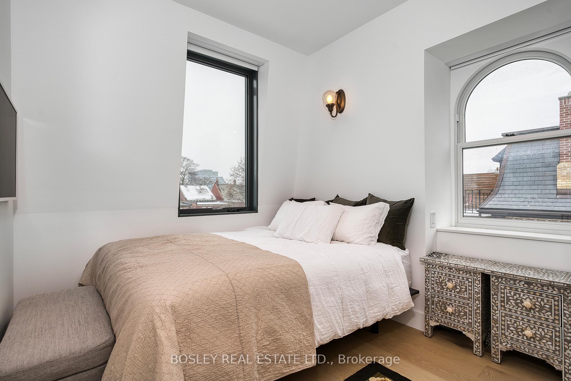 Photo 27 of 34 Beaconsfield Avenue, Toronto, Little Portugal — HOMEH