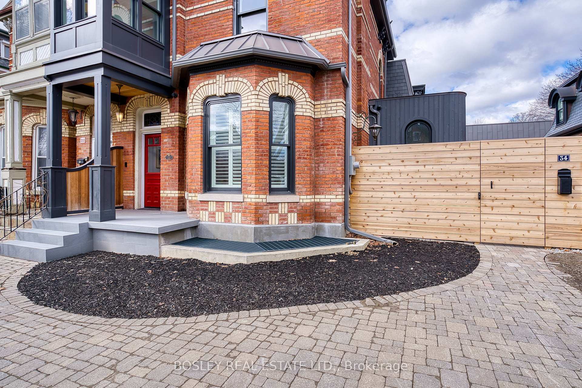 Photo 46 of 34 Beaconsfield Avenue, Toronto, Little Portugal — HOMEH