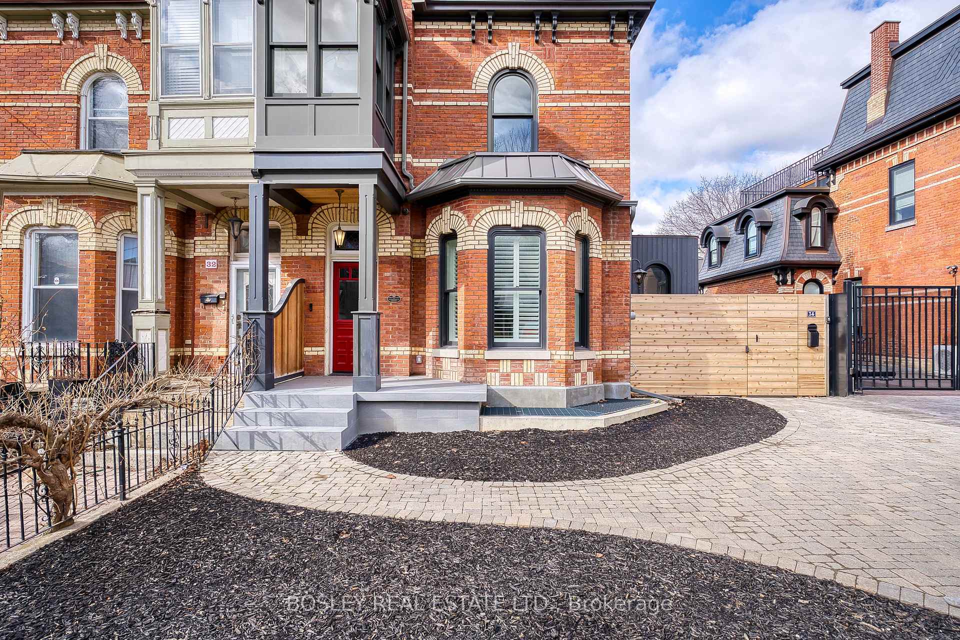 Photo 47 of 34 Beaconsfield Avenue, Toronto, Little Portugal — HOMEH