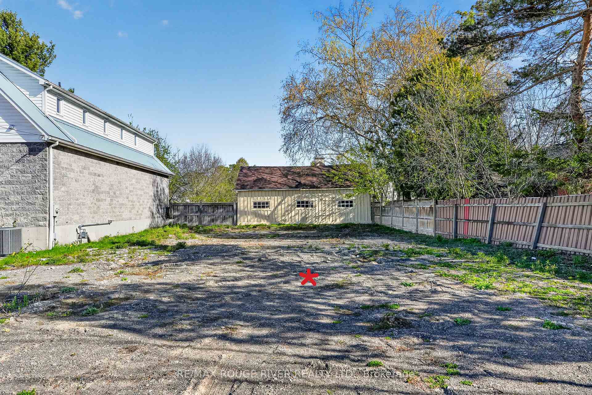 Photo 2 of 66 Swayne Street, Cobourg — HOMEH