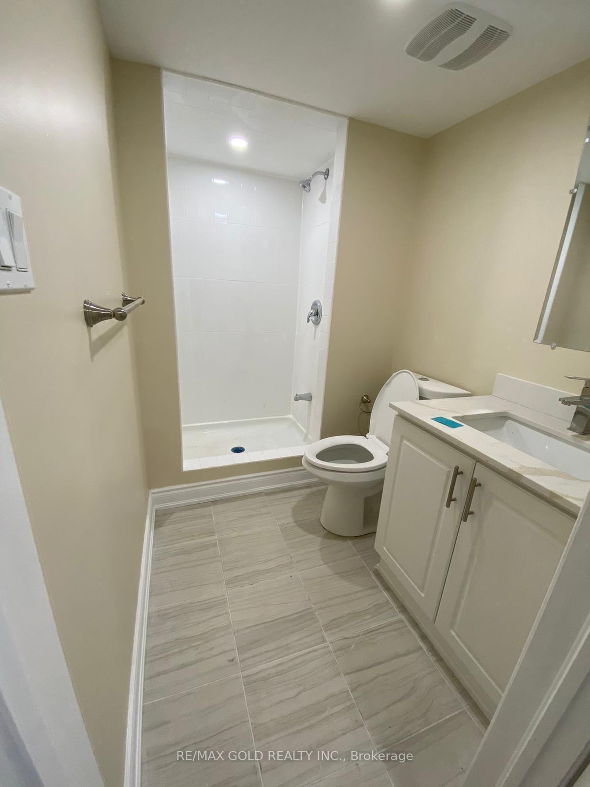 Photo 10 of Unit Lower, 1664 Norris Circle, Milton, Beaty — HOMEH