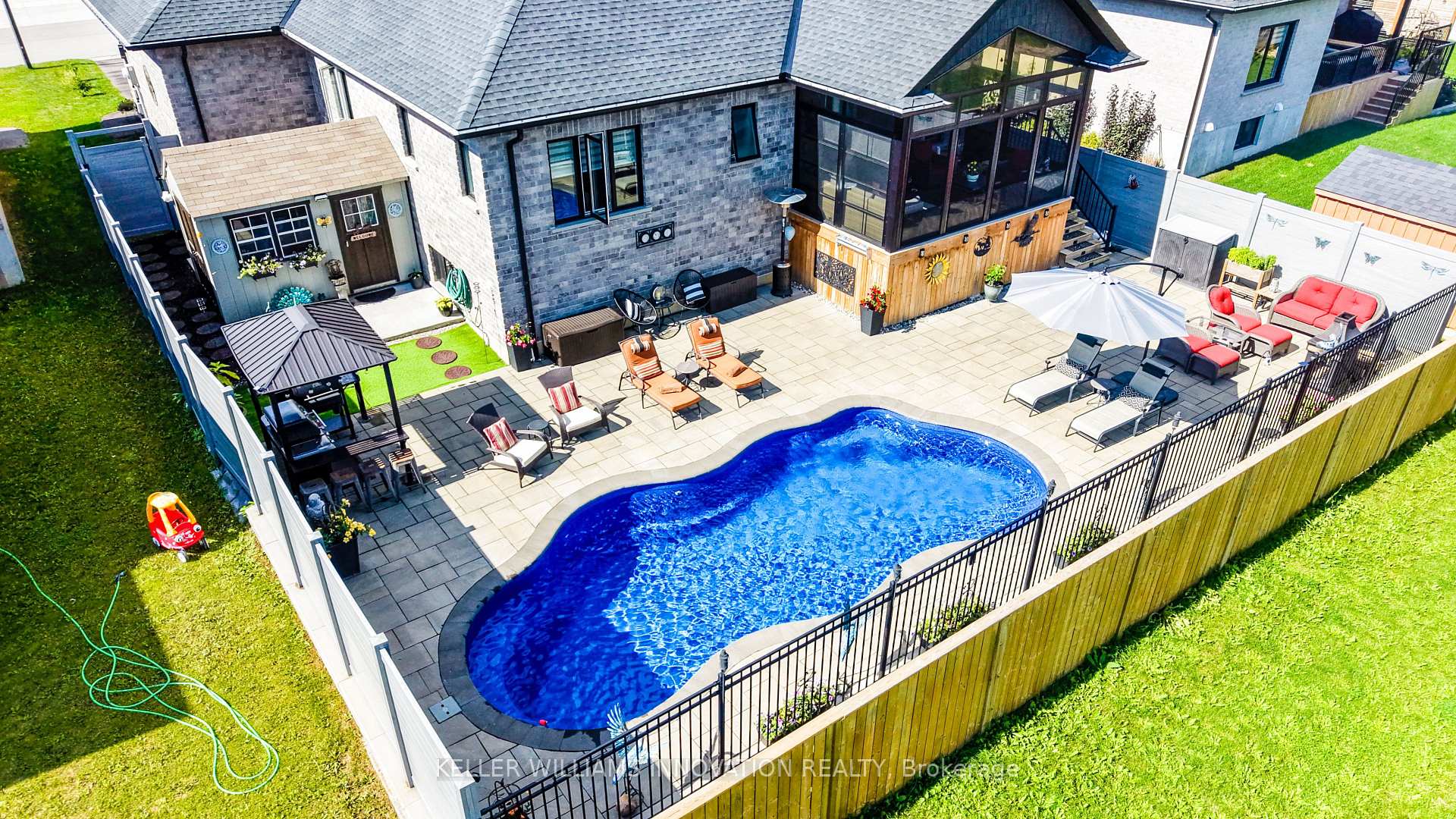 Photo 25 of 23 Winchester Crescent, North Perth, Listowel — HOMEH