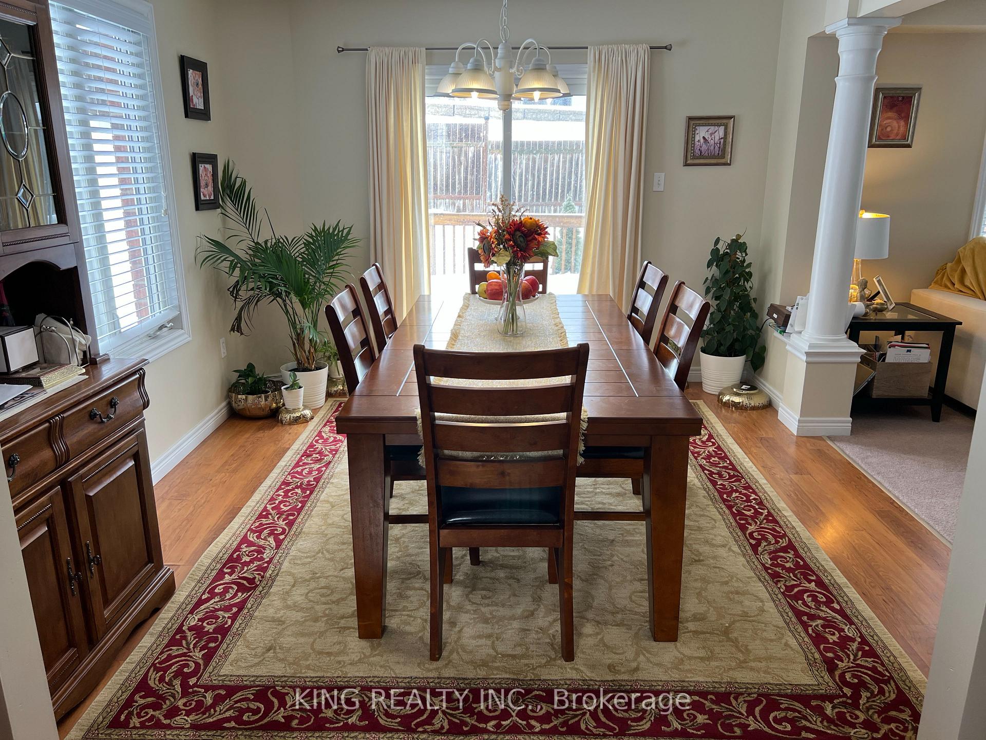Photo 23 of 560 Garibaldi Avenue, London, North B — HOMEH