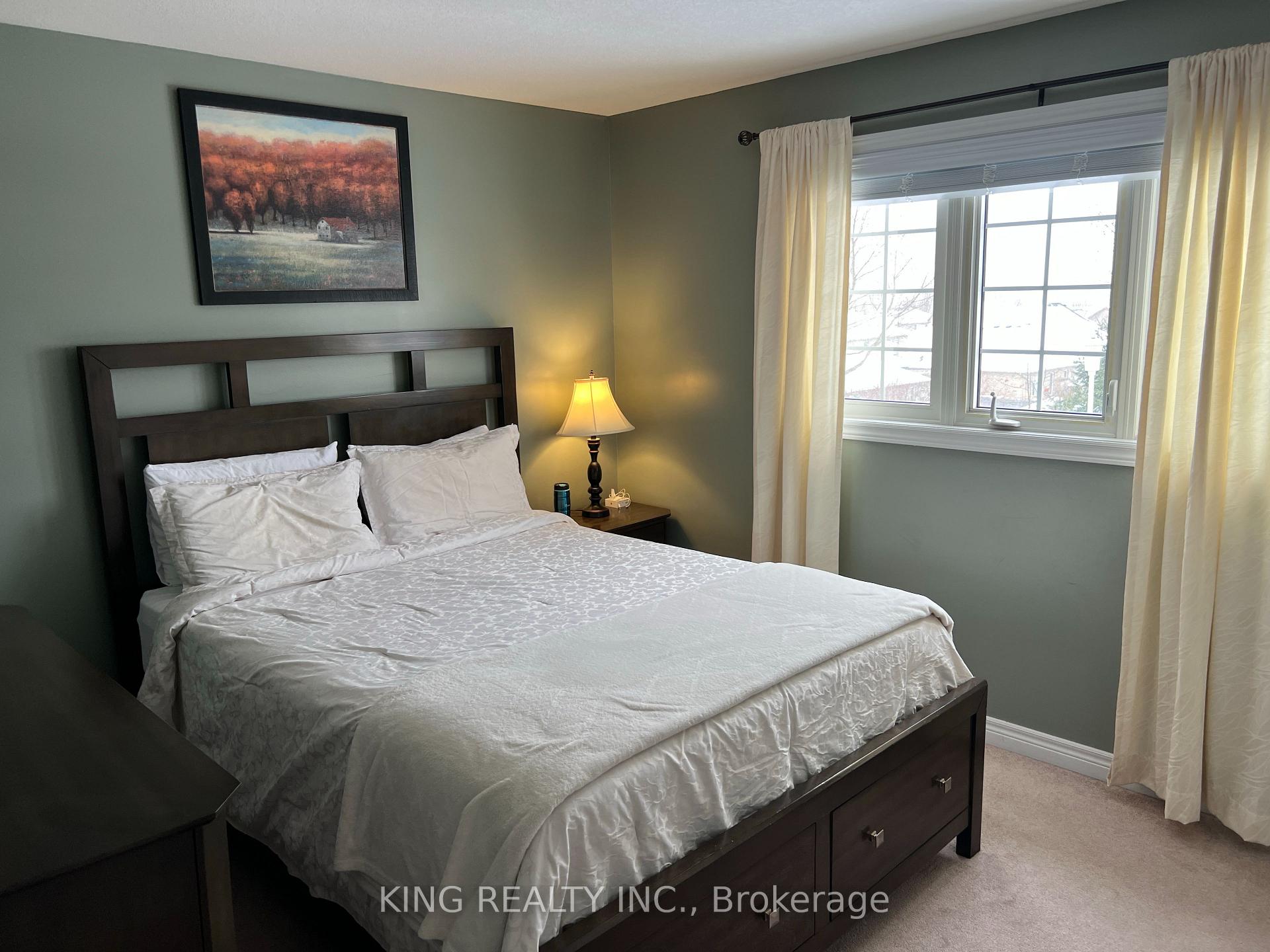 Photo 28 of 560 Garibaldi Avenue, London, North B — HOMEH