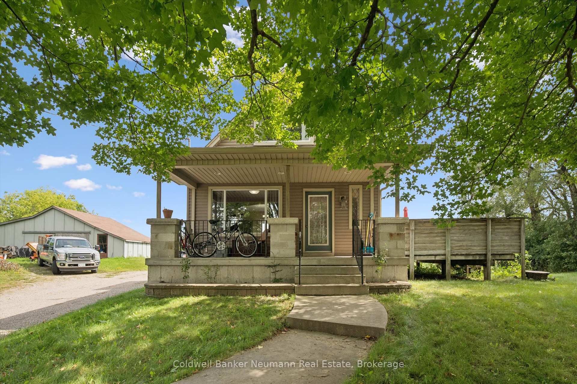 Photo 4 of 527 Stone Road E, Guelph, York/Watson Industrial Park — HOMEH