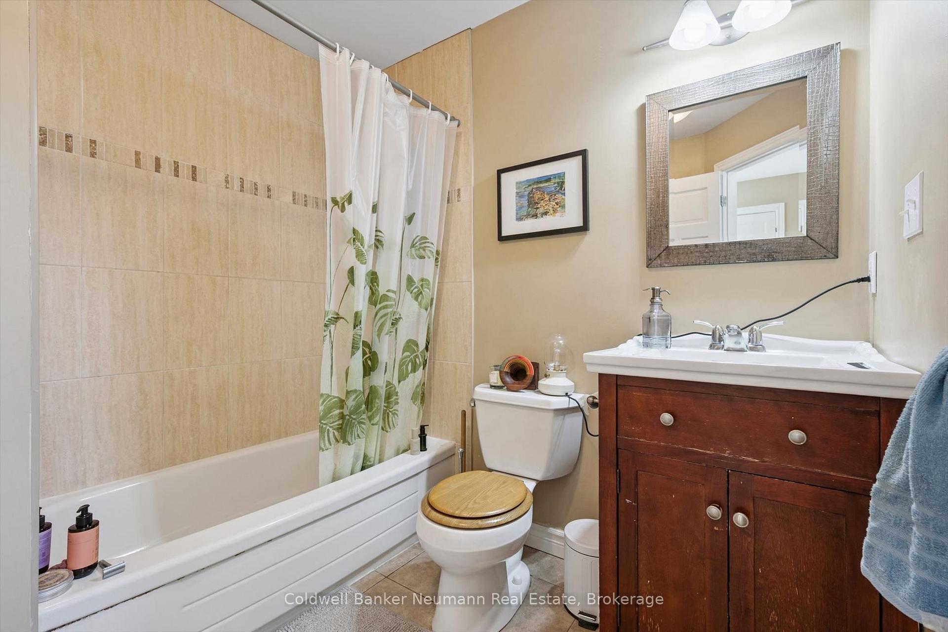 Photo 23 of 527 Stone Road E, Guelph, York/Watson Industrial Park — HOMEH