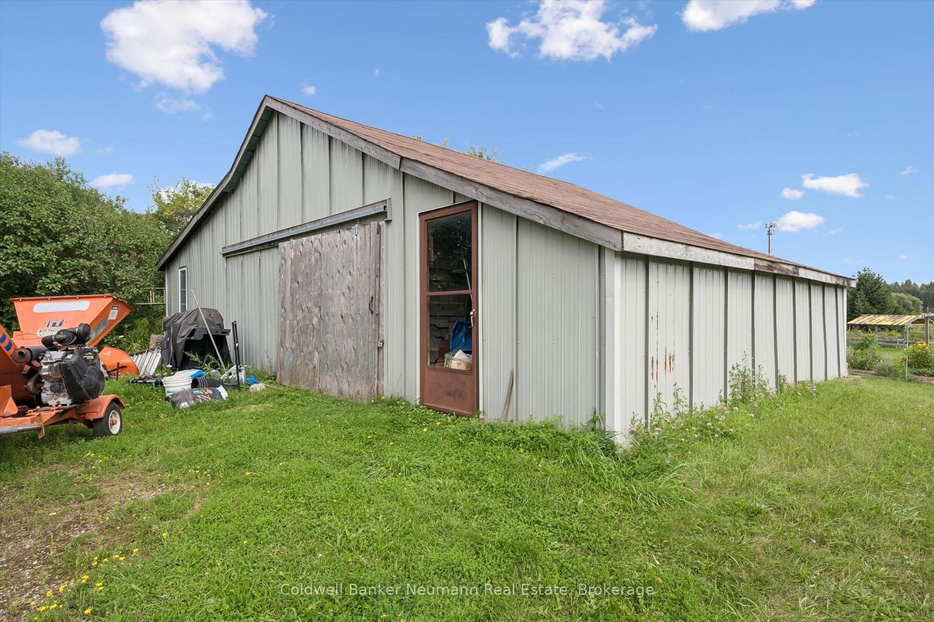 Photo 40 of 527 Stone Road E, Guelph, York/Watson Industrial Park — HOMEH