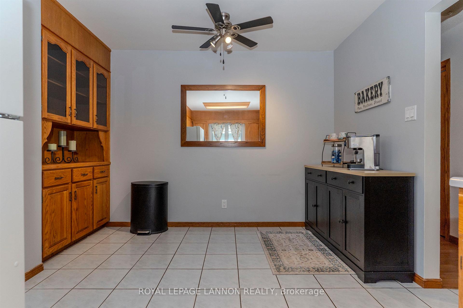 Photo 14 of 49 Wasco Drive, Thunder Bay, John Street South — HOMEH