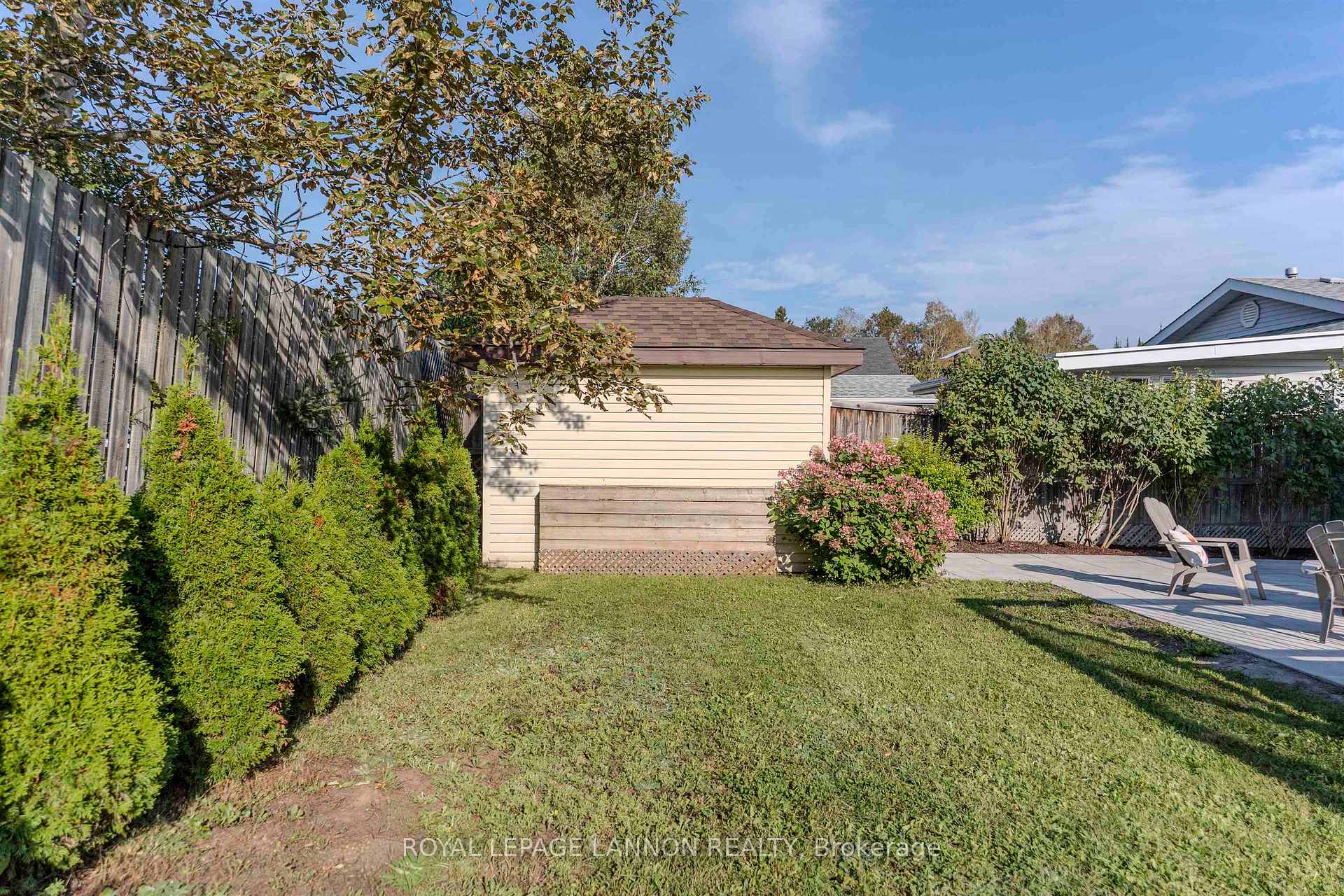 Photo 44 of 49 Wasco Drive, Thunder Bay, John Street South — HOMEH