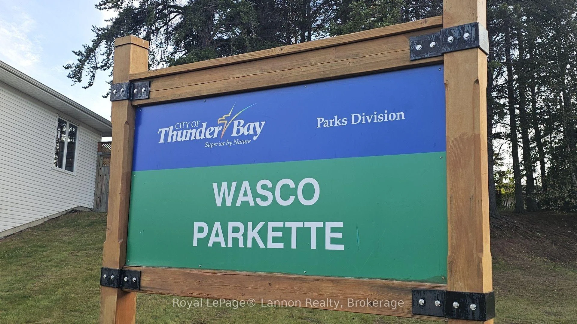 Photo 53 of 49 Wasco Drive, Thunder Bay, John Street South — HOMEH