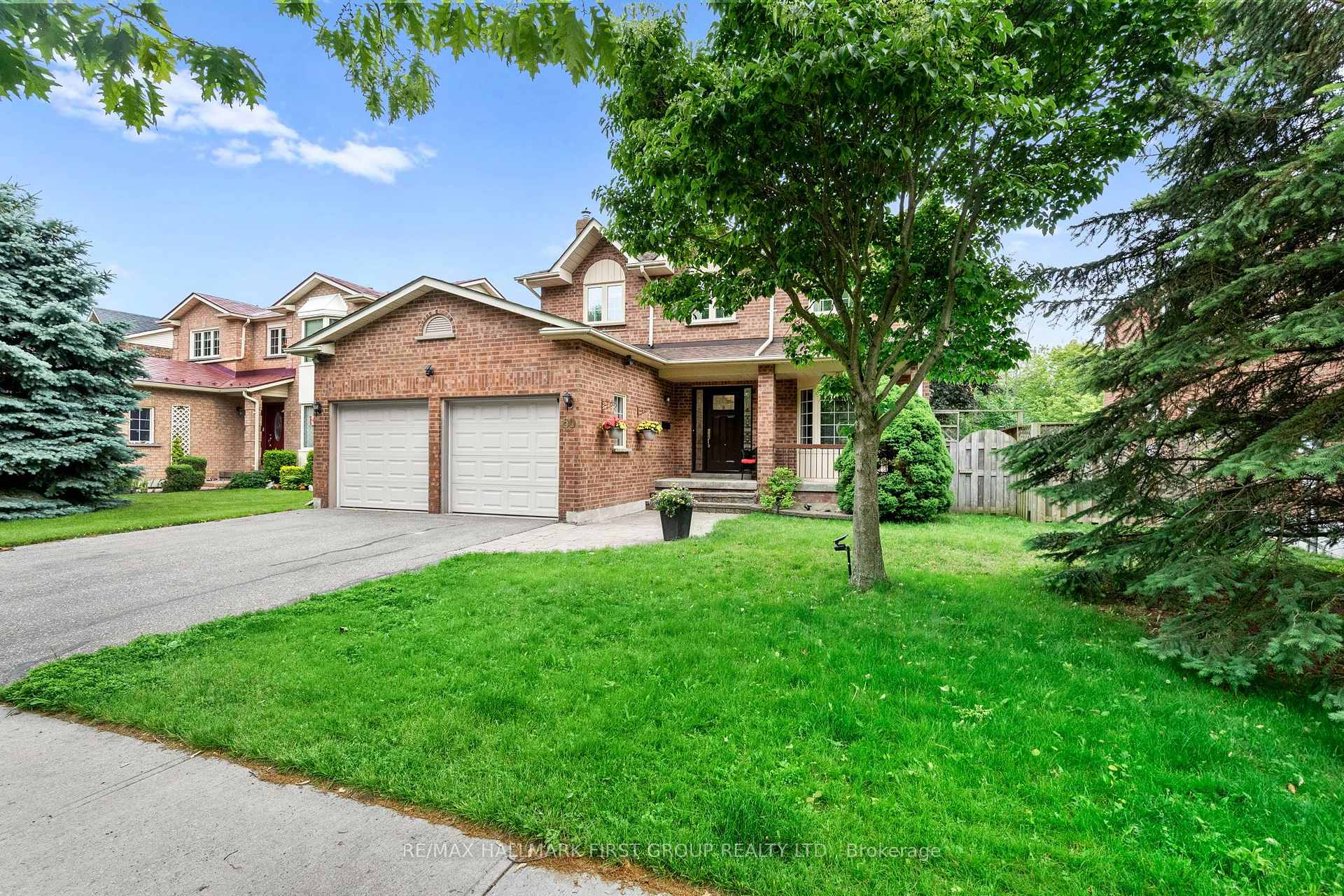 Photo 2 of 60 Spiers Crescent, Ajax, South East — HOMEH