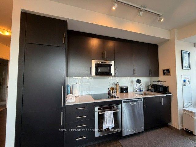 Photo 6 of Unit 1511, 460 Adelaide Street E, Toronto, Moss Park — HOMEH