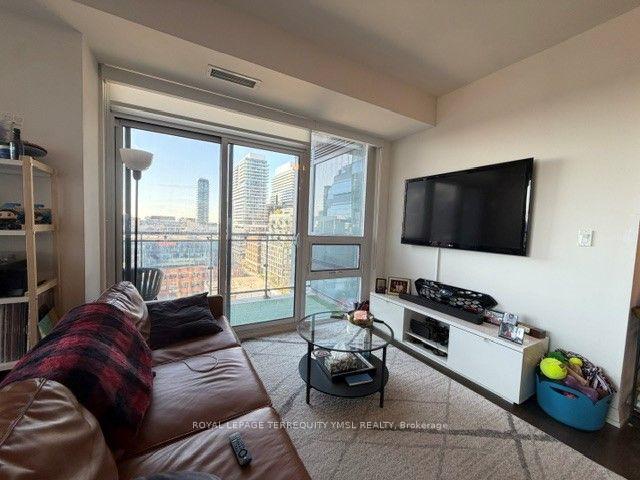 Photo 7 of Unit 1511, 460 Adelaide Street E, Toronto, Moss Park — HOMEH