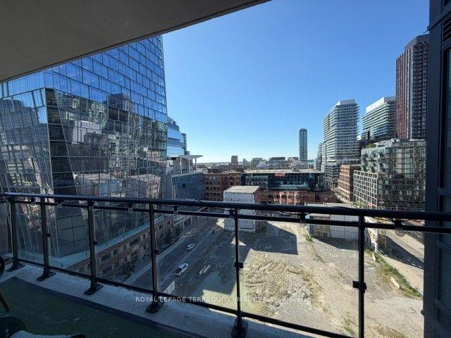 Photo 18 of Unit 1511, 460 Adelaide Street E, Toronto, Moss Park — HOMEH