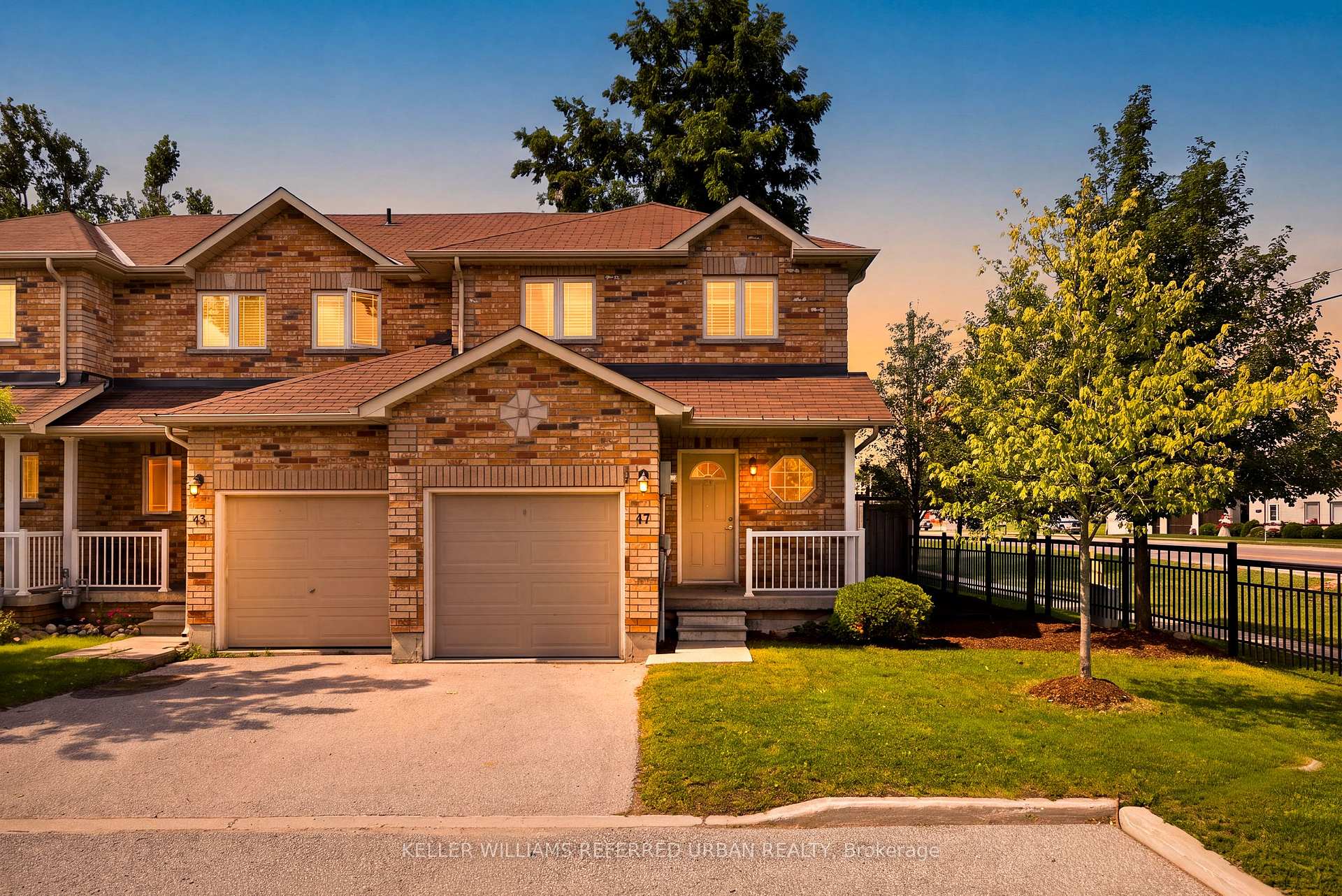 Photo 1 of Unit 47, 46 Southwoods Crescent, Barrie, Holly — HOMEH