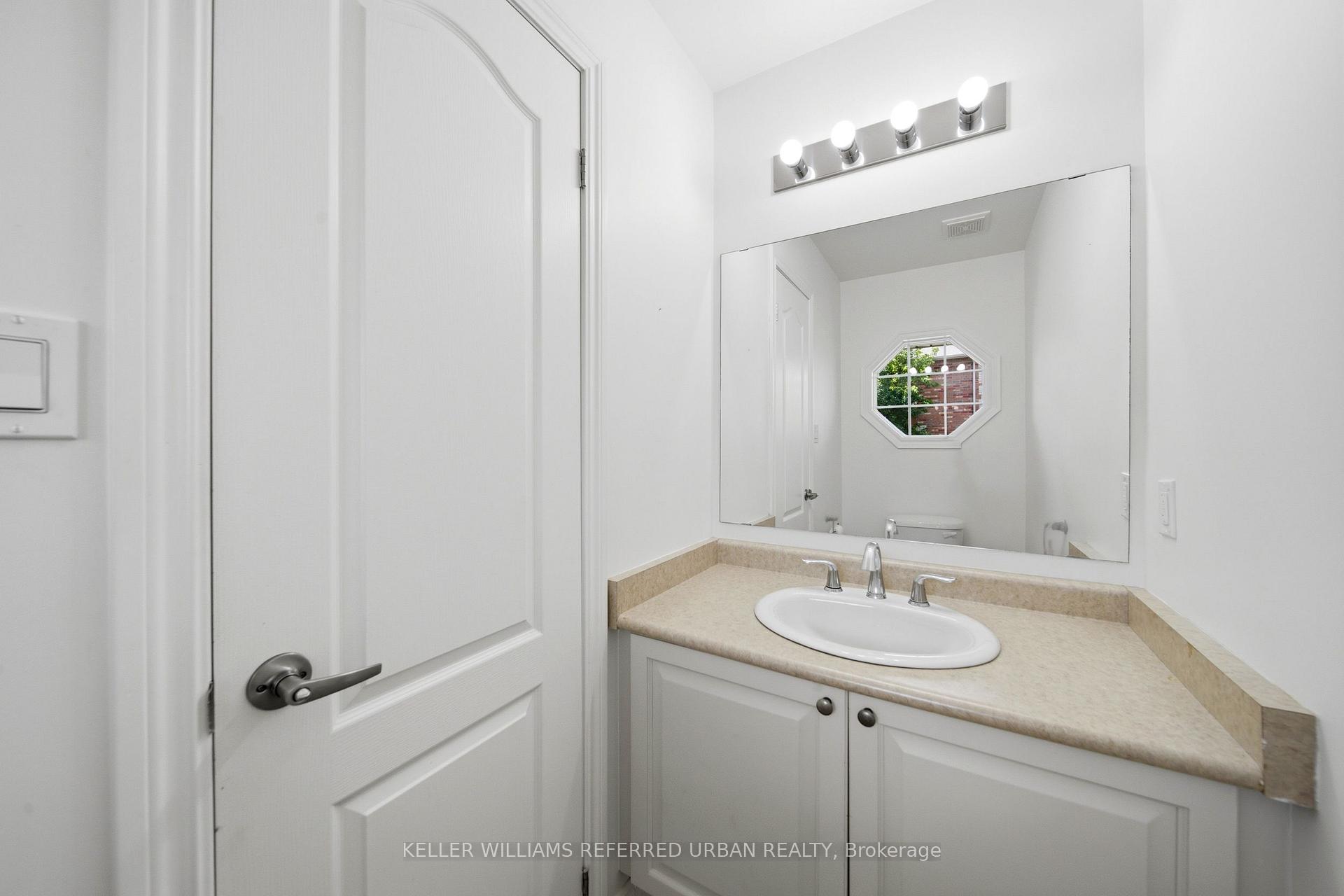Photo 8 of Unit 47, 46 Southwoods Crescent, Barrie, Holly — HOMEH