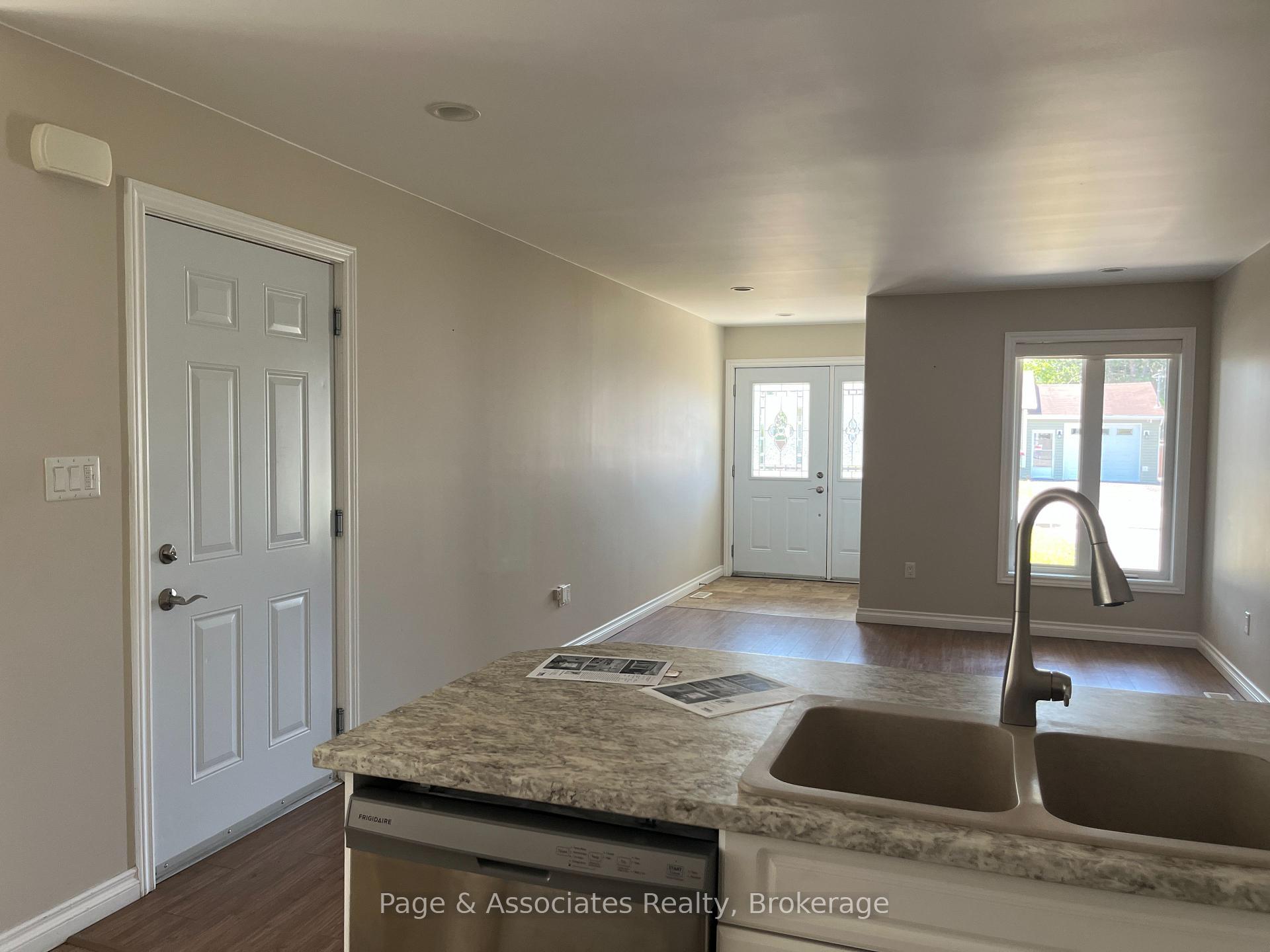 Photo 6 of 107 Third Street, West Nipissing, Sturgeon Falls — HOMEH