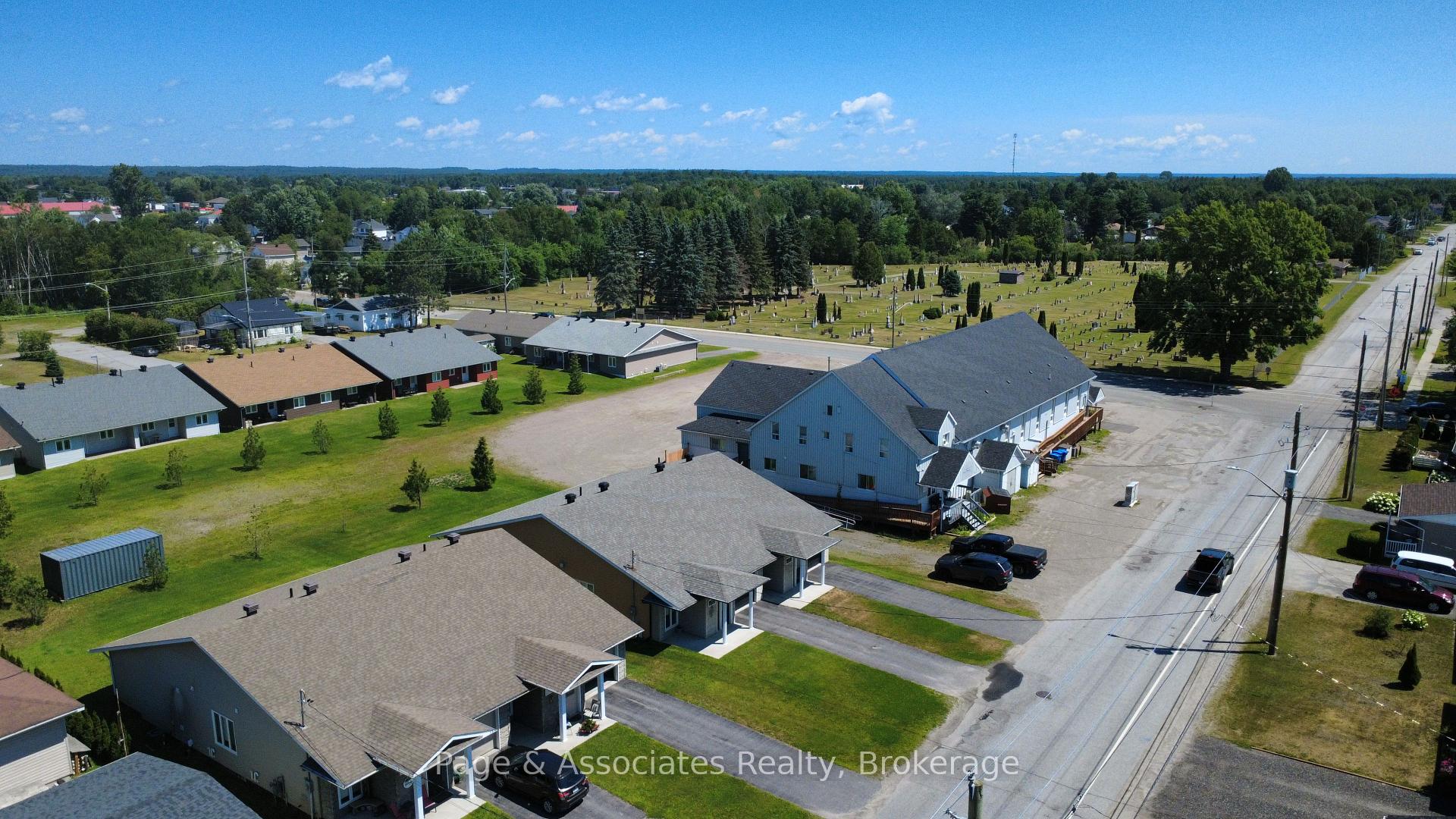 Photo 27 of 107 Third Street, West Nipissing, Sturgeon Falls — HOMEH