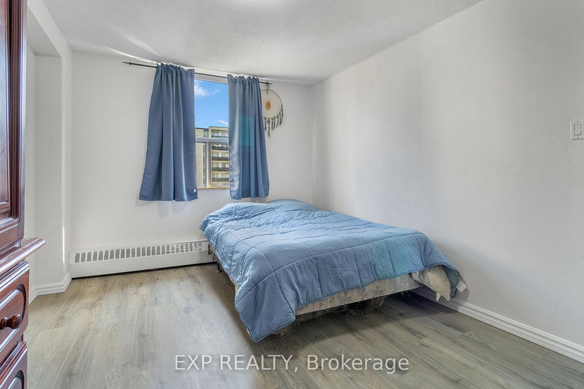 Photo 14 of 180 Dudley Avenue, Markham, Thornhill — HOMEH