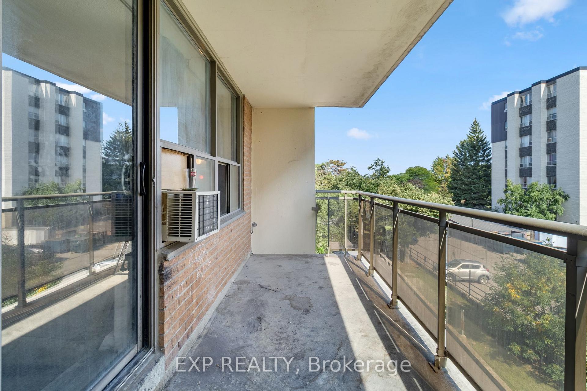 Photo 21 of 180 Dudley Avenue, Markham, Thornhill — HOMEH