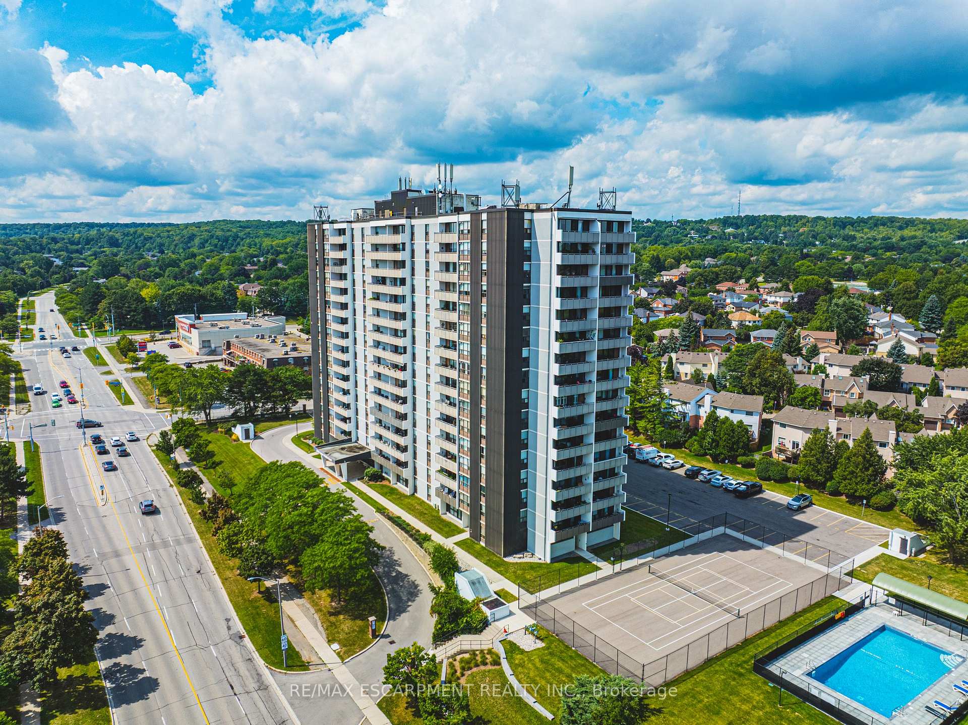 Photo 1 of Unit 1507, 2055 Upper Middle Road, Burlington, Brant Hills — HOMEH