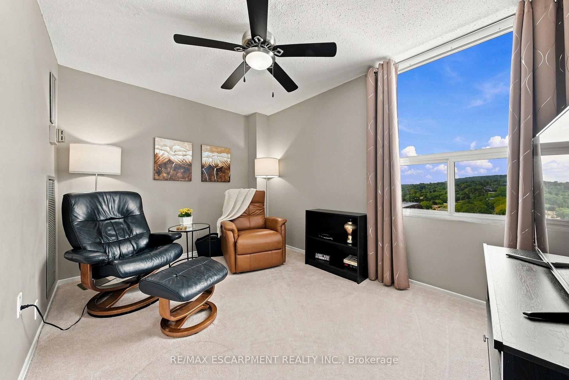 Photo 14 of Unit 1507, 2055 Upper Middle Road, Burlington, Brant Hills — HOMEH