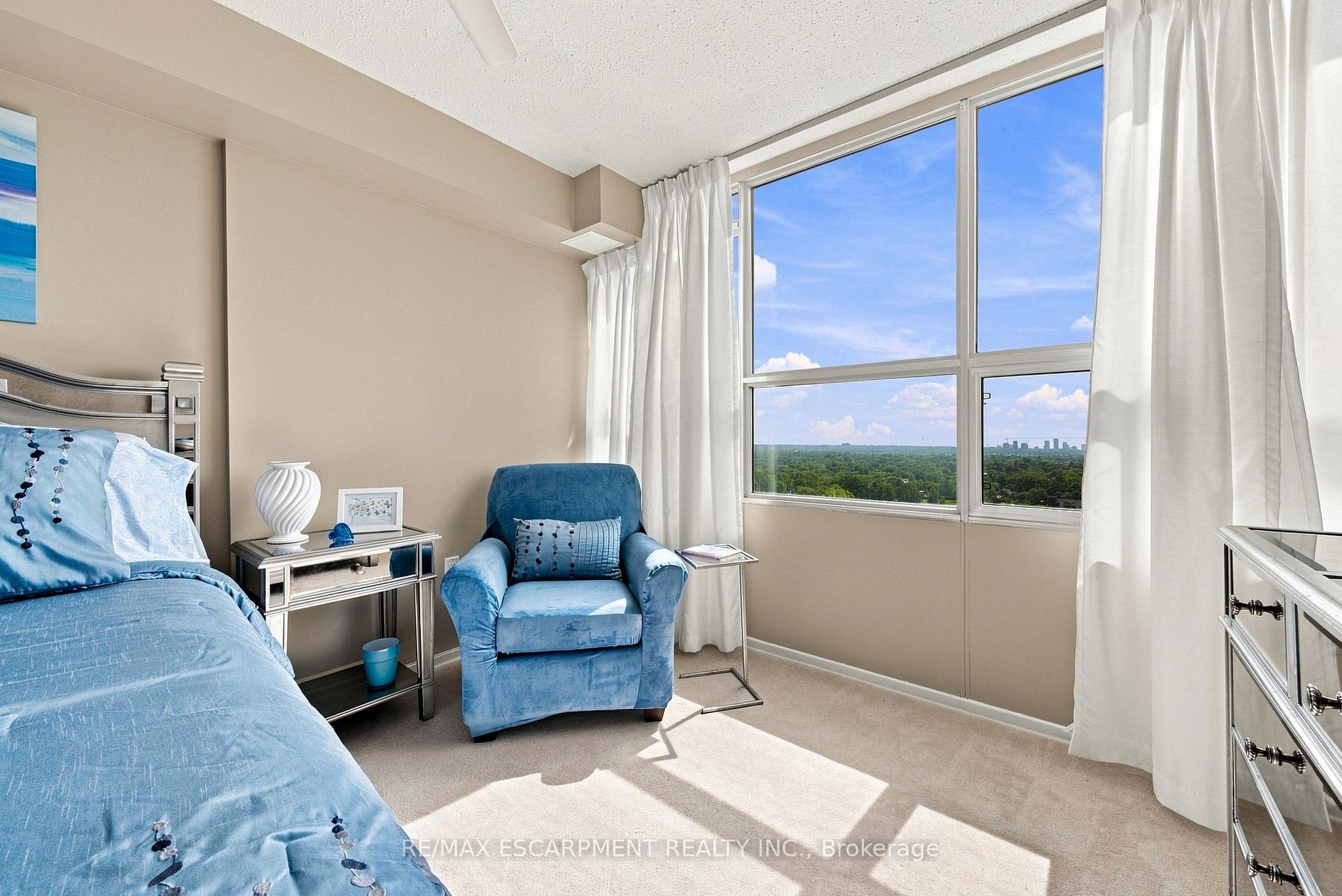 Photo 19 of Unit 1507, 2055 Upper Middle Road, Burlington, Brant Hills — HOMEH