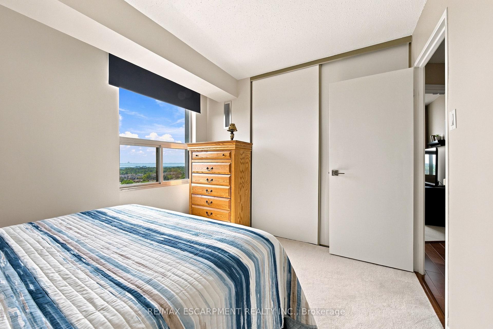 Photo 22 of Unit 1507, 2055 Upper Middle Road, Burlington, Brant Hills — HOMEH