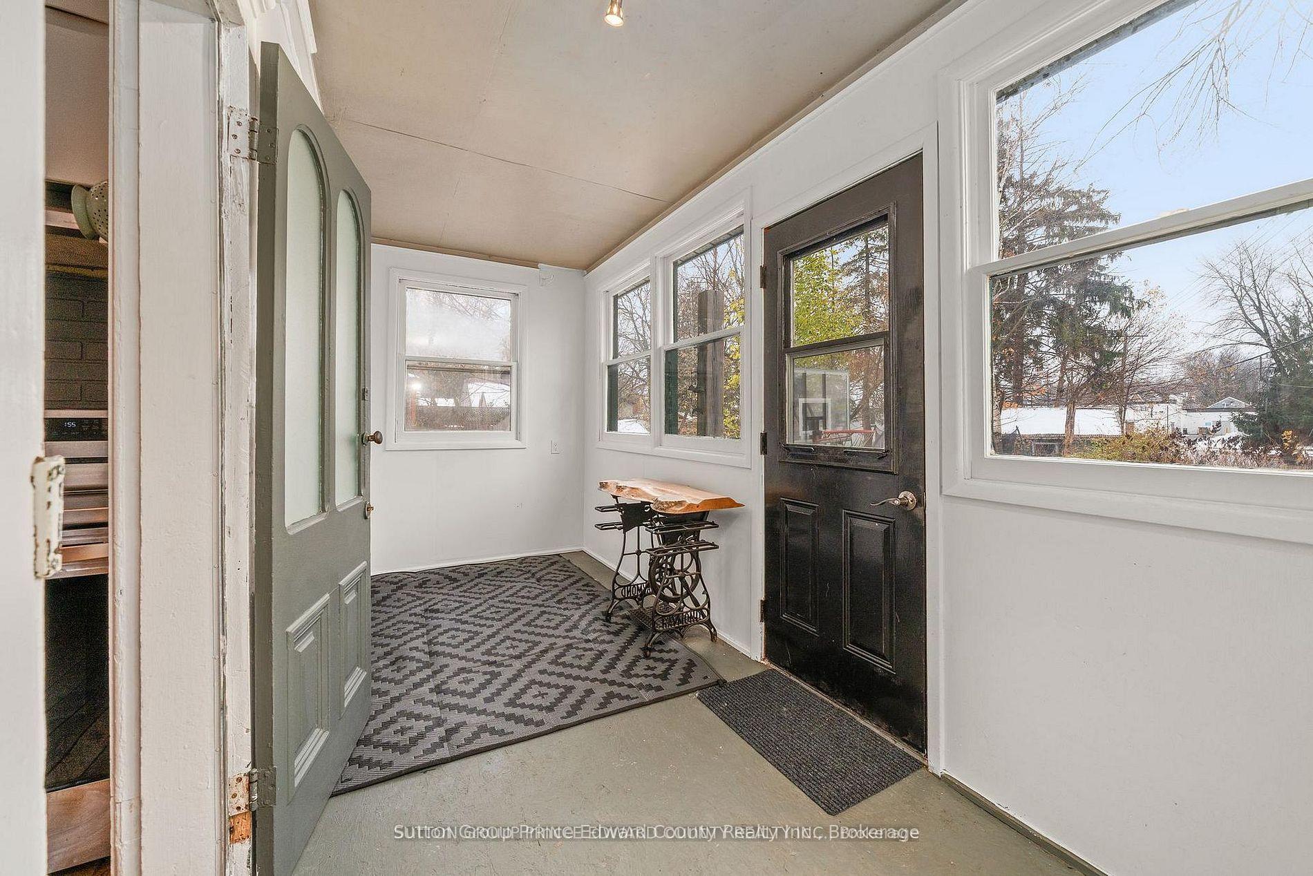 Photo 12 of 2 Queen Street, Prince Edward County, Picton Ward — HOMEH