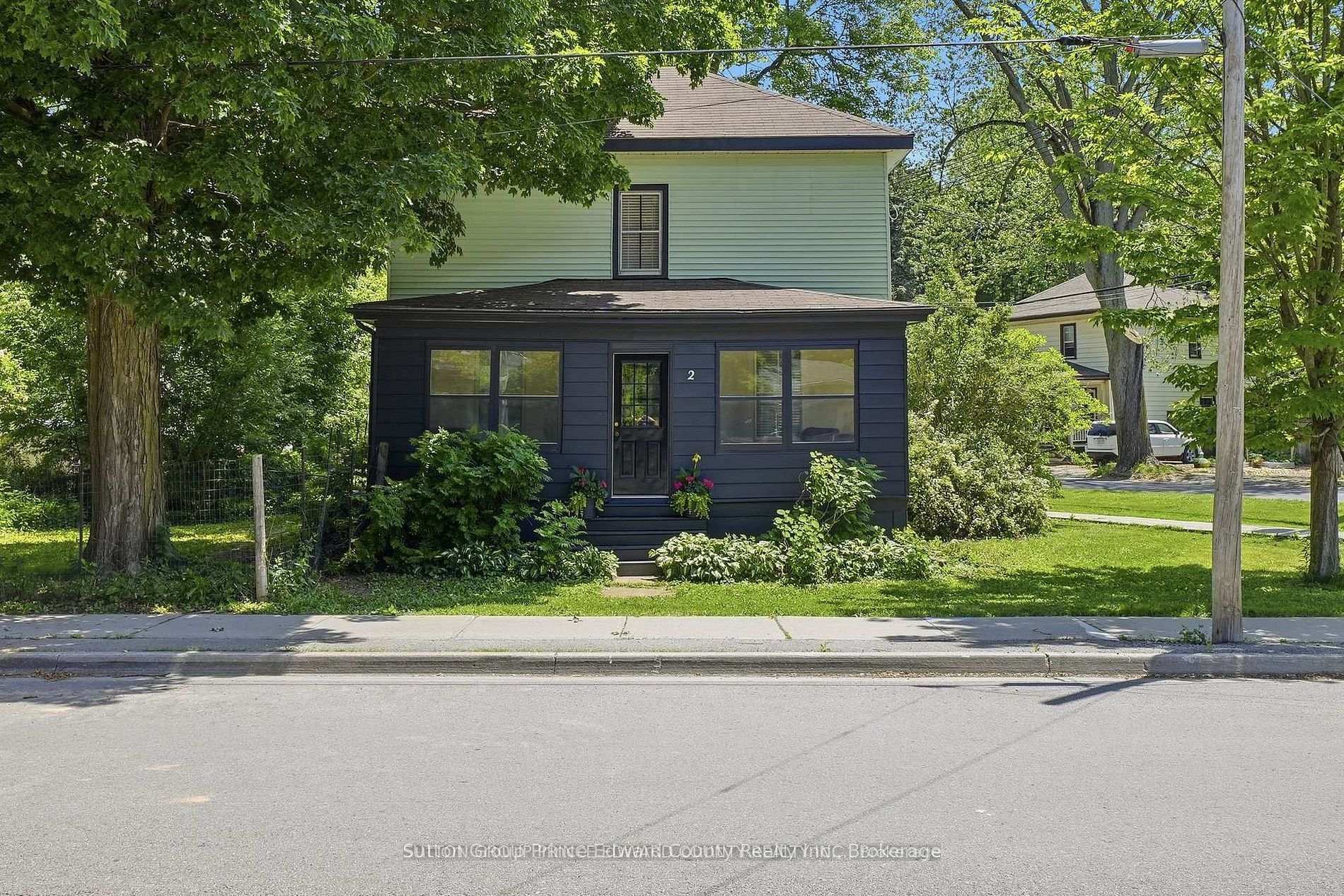 Photo 37 of 2 Queen Street, Prince Edward County, Picton Ward — HOMEH