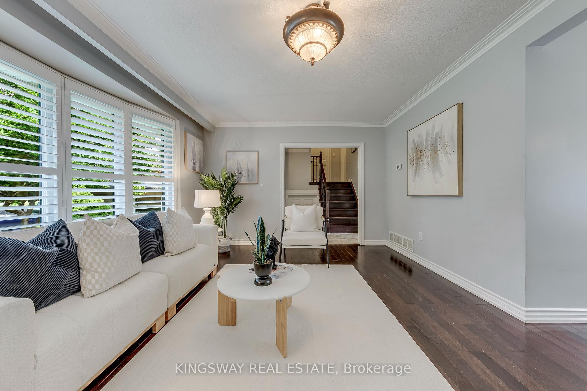 Photo 18 of 2096 Salvator Boulevard, Oakville, Bronte — HOMEH