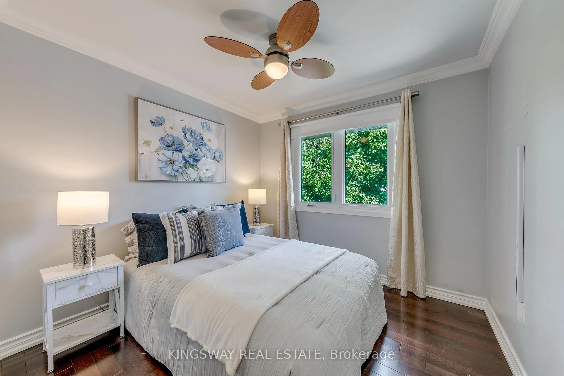 Photo 36 of 2096 Salvator Boulevard, Oakville, Bronte — HOMEH