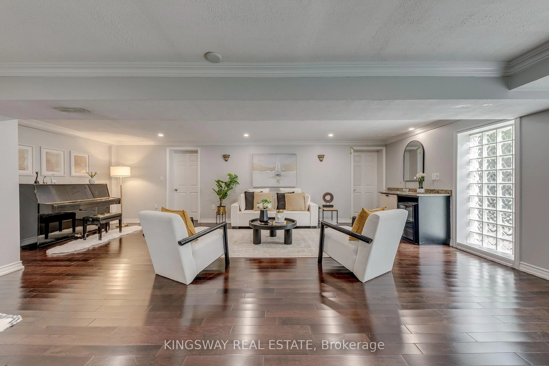 Photo 40 of 2096 Salvator Boulevard, Oakville, Bronte — HOMEH