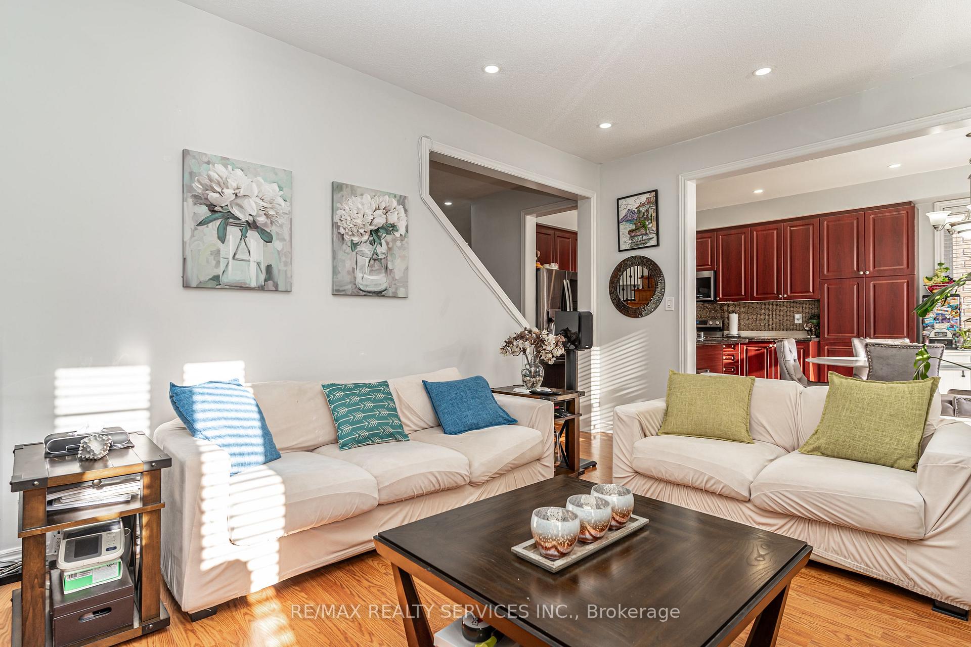 Photo 13 of 88 Sled Dog Road, Brampton, Sandringham-Wellington — HOMEH