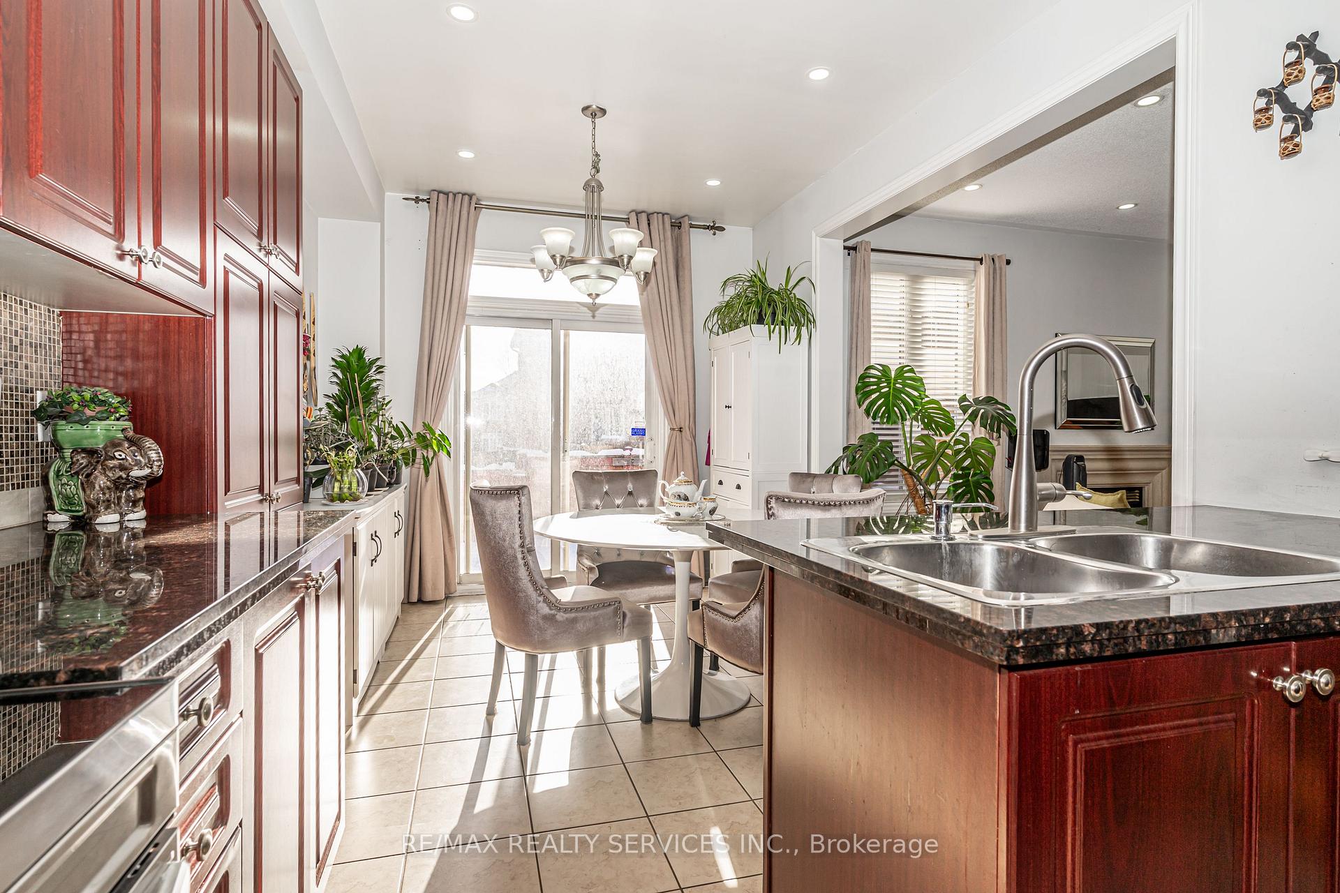 Photo 20 of 88 Sled Dog Road, Brampton, Sandringham-Wellington — HOMEH