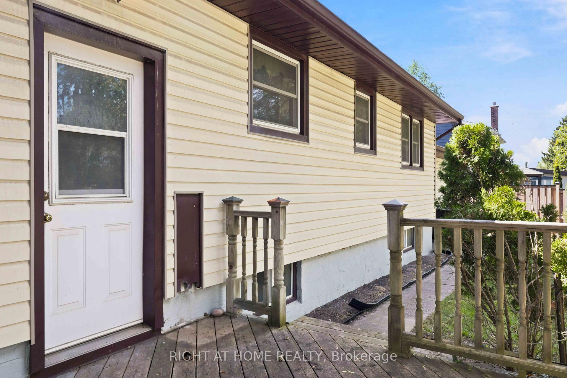 Photo 19 of 26 Phair Avenue, Clarington, Courtice — HOMEH