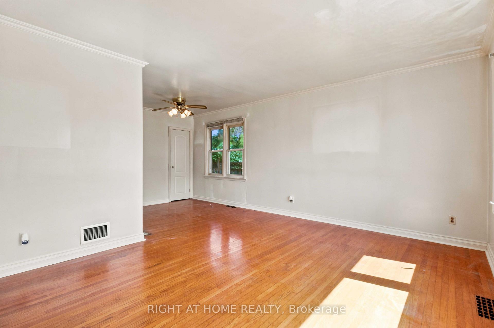 Photo 21 of 26 Phair Avenue, Clarington, Courtice — HOMEH