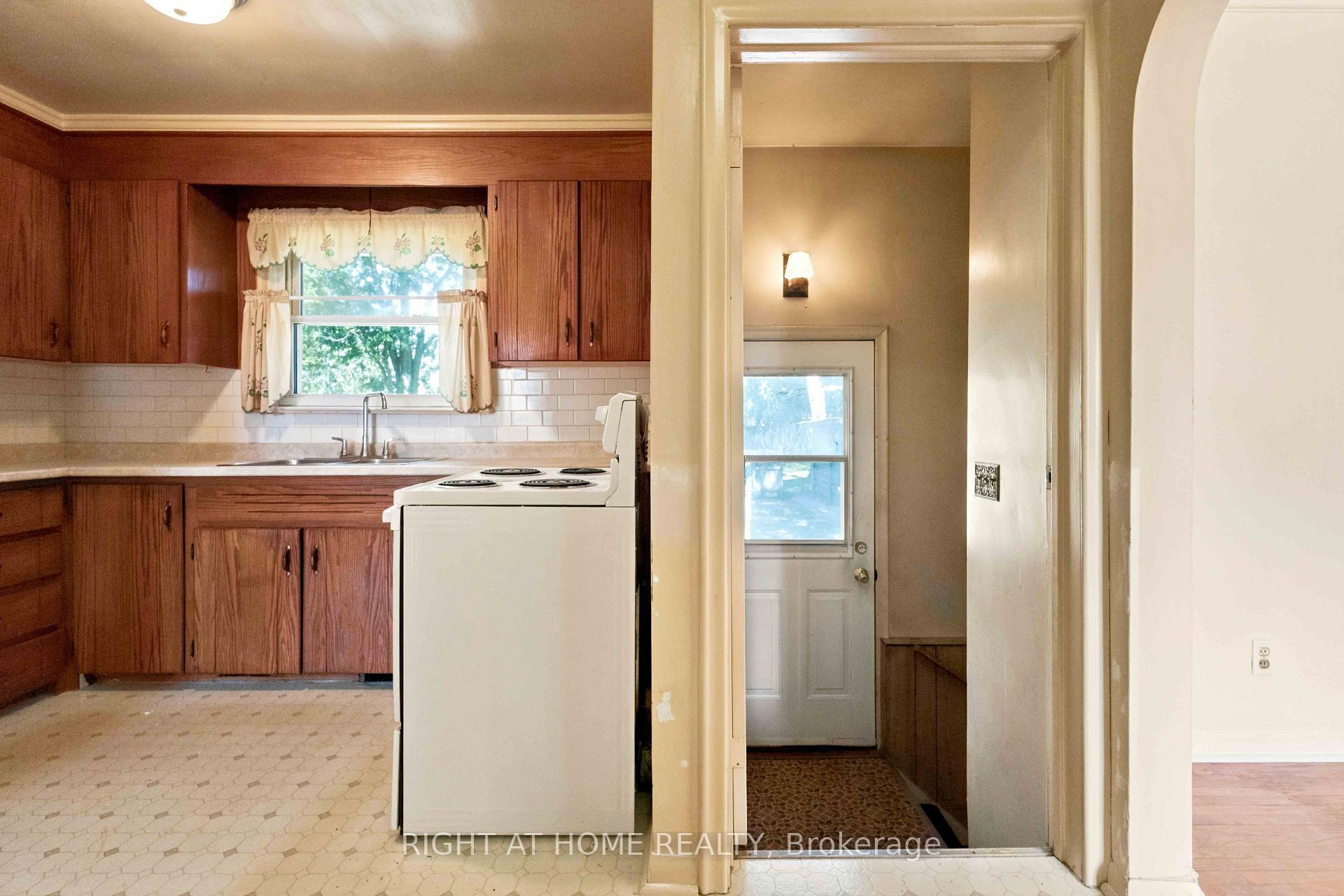 Photo 26 of 26 Phair Avenue, Clarington, Courtice — HOMEH