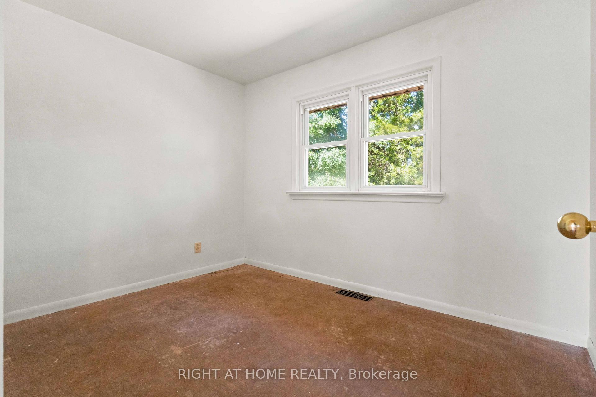 Photo 28 of 26 Phair Avenue, Clarington, Courtice — HOMEH