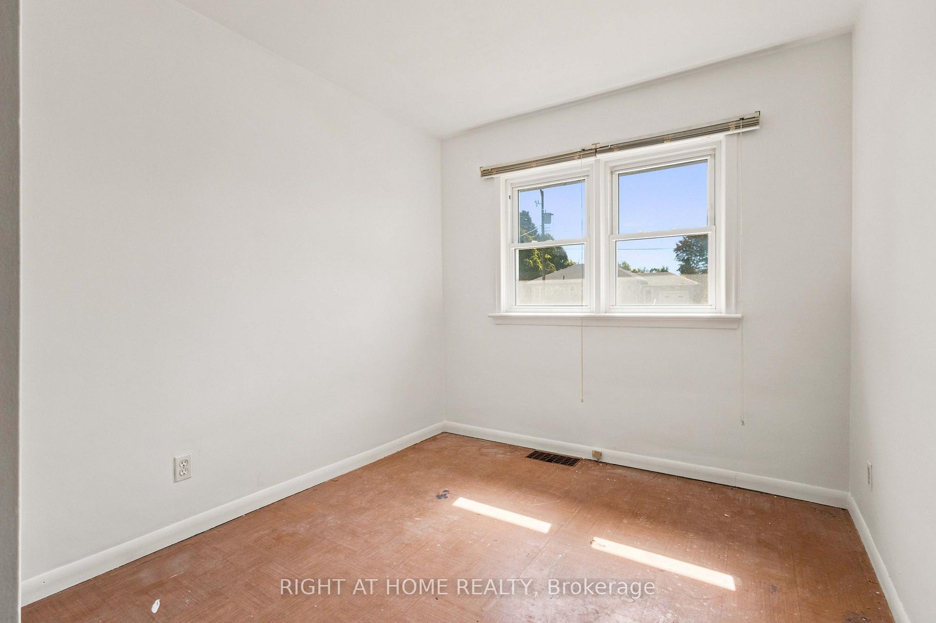 Photo 32 of 26 Phair Avenue, Clarington, Courtice — HOMEH