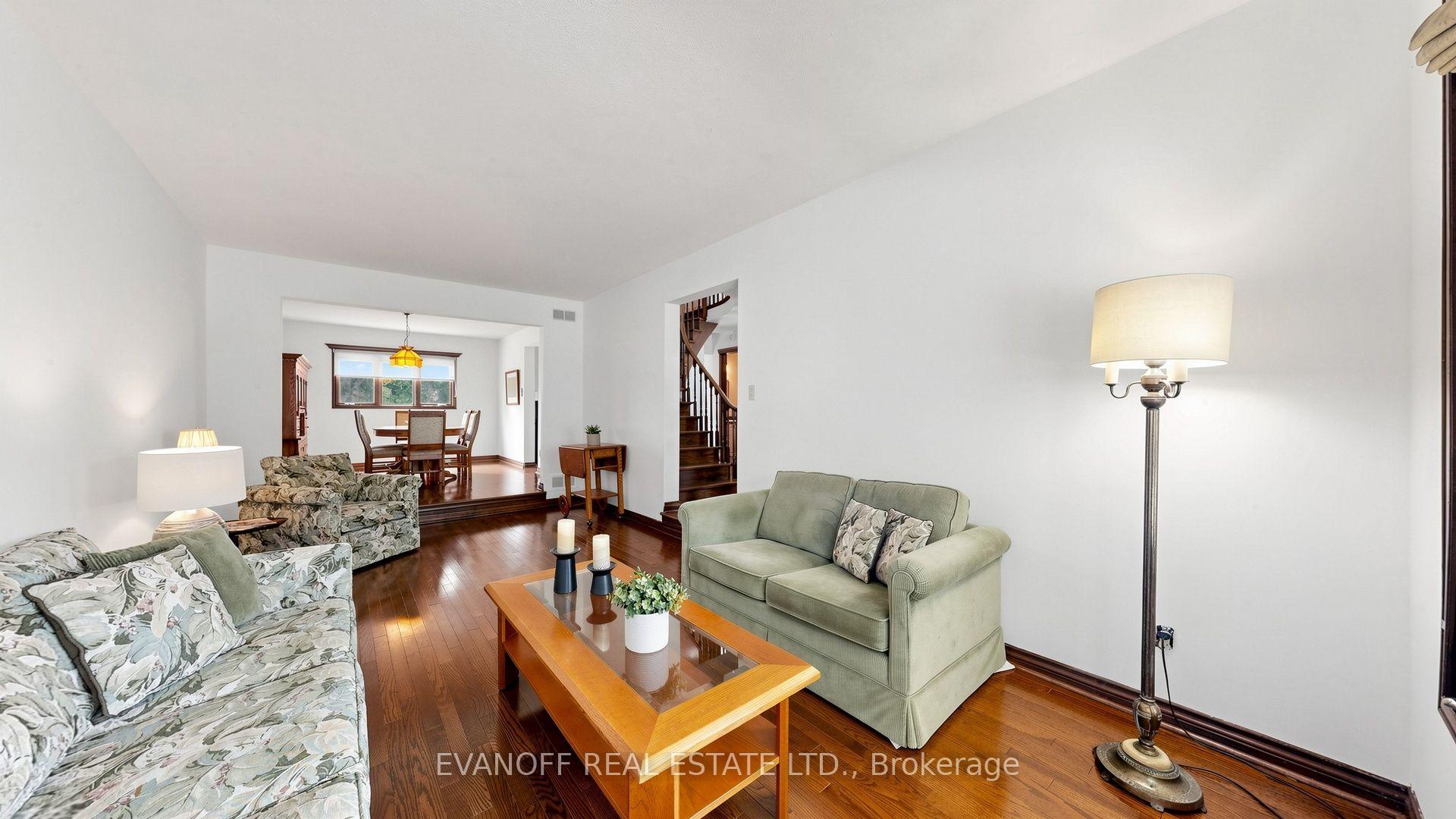 Photo 9 of 67 Satchell Boulevard, Scarborough, Centennial Scarborough — HOMEH